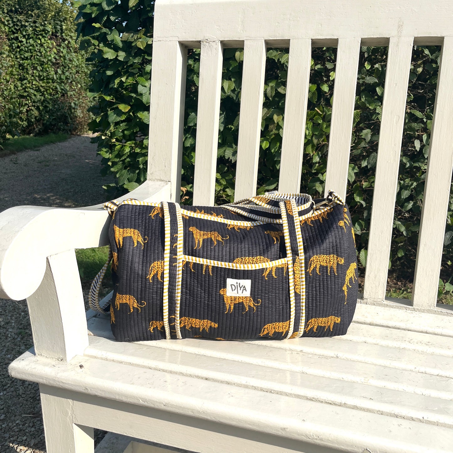 Black Tiger Print Travel Bag
