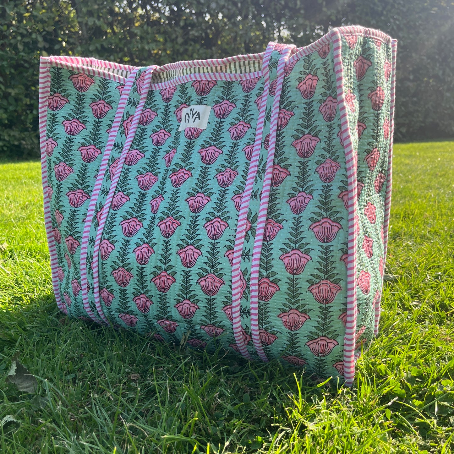 Green Bloom Laptop Tote Bag