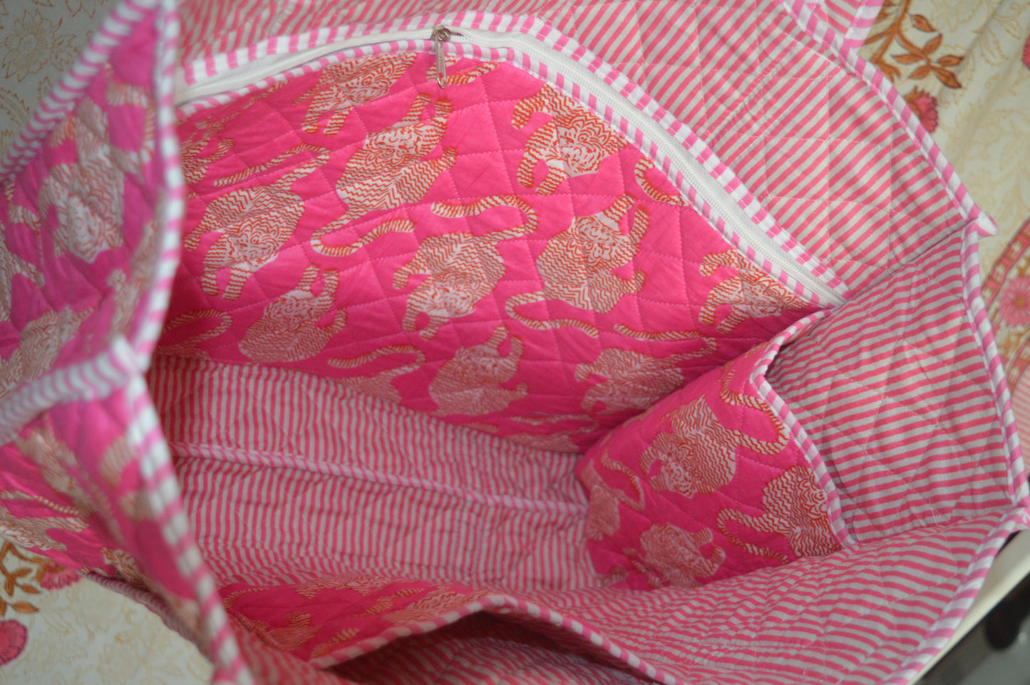 Pink Sleeping Tiger Print Laptop Tote