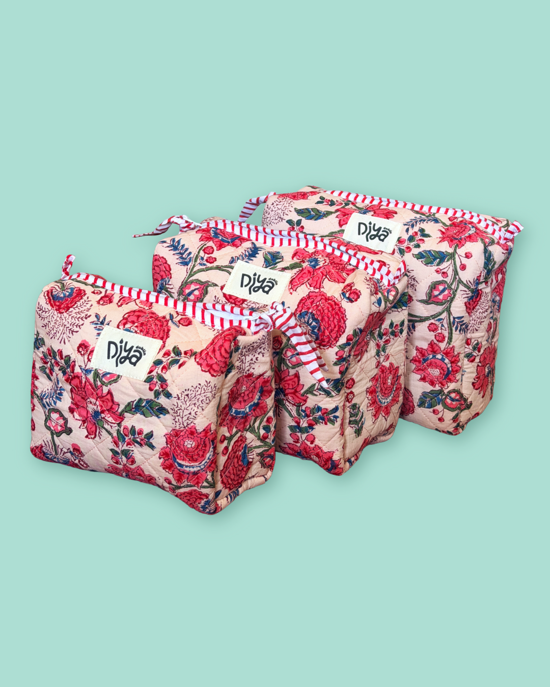 Vintage Pink Floral Medium Wash Bag