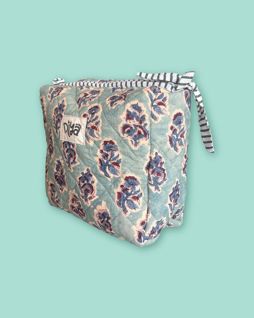Vintage Blue Floral Large Wash Bag