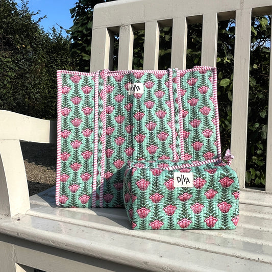Green Bloom Laptop Tote Bag
