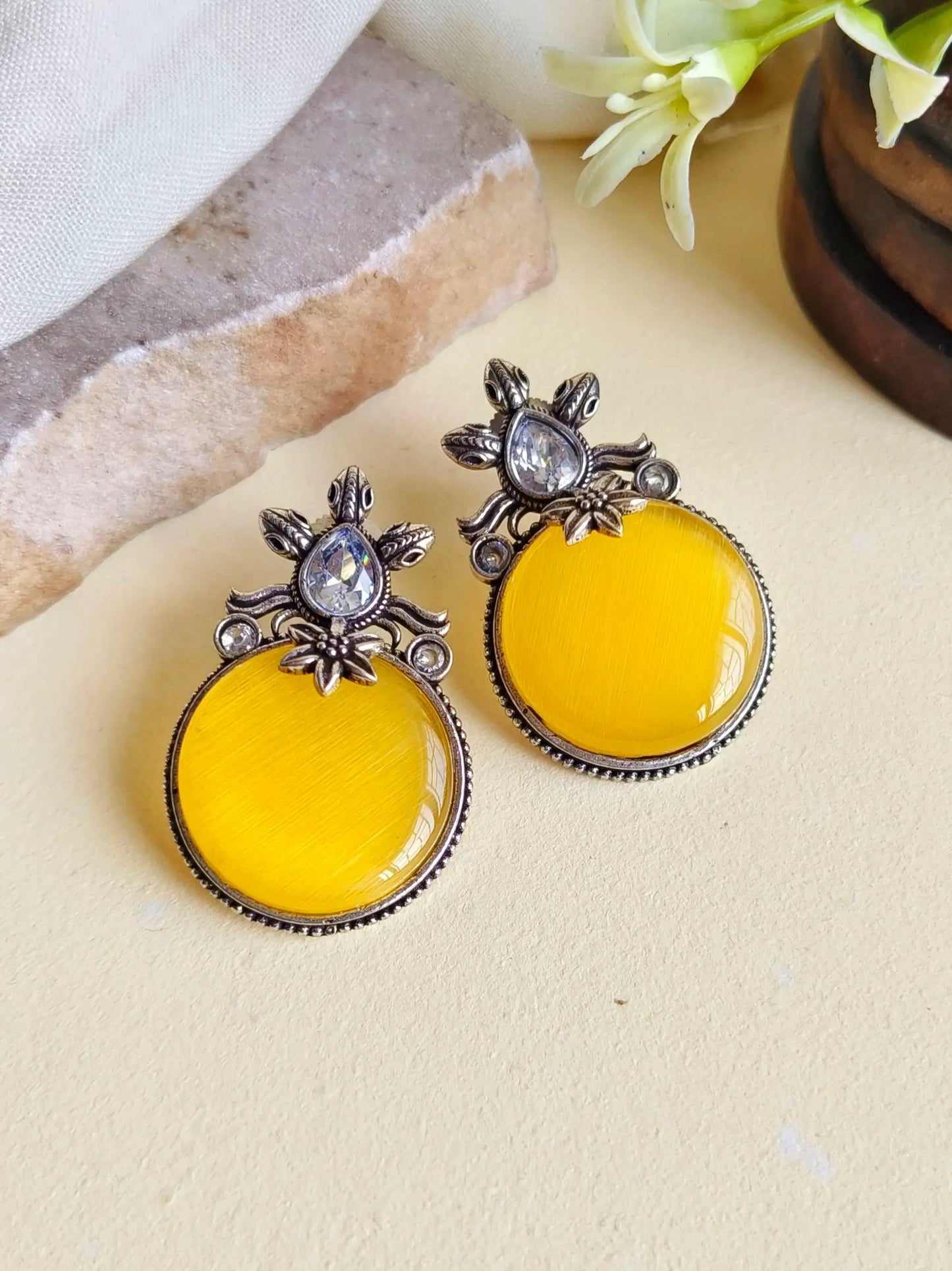 Sunbeam Glow Earrings